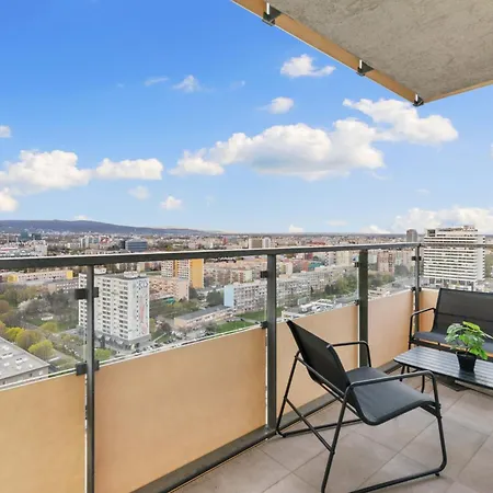 Lam Jungle - Sky View 21 Floor - Free Parking Bratislava